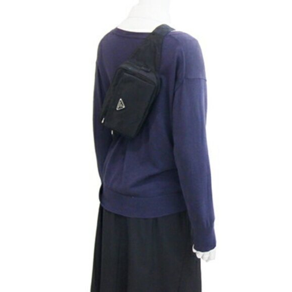 PRADA Black Fanny Pack - Picture 10 of 10